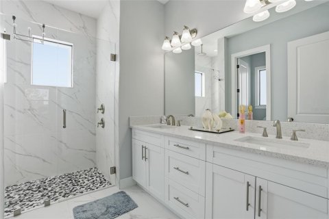 House in Naples, Florida 4 bedrooms, 160.35 sq.m. № 2098306 - photo 12