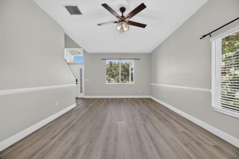 House in Riverview, Florida 5 bedrooms, 271.09 sq.m. № 2430477 - photo 13