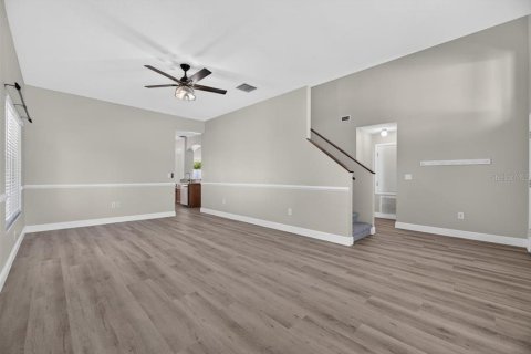 House in Riverview, Florida 5 bedrooms, 271.09 sq.m. № 2430477 - photo 11