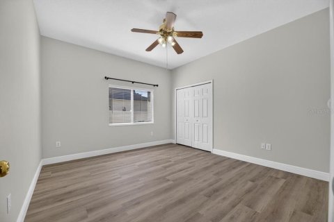 House in Riverview, Florida 5 bedrooms, 271.09 sq.m. № 2430477 - photo 27