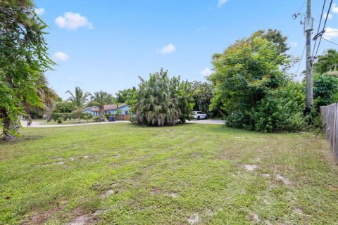 Propiedad comercial en venta en Lake Worth, Florida, 170.57 m2 № 2316233 - foto 11