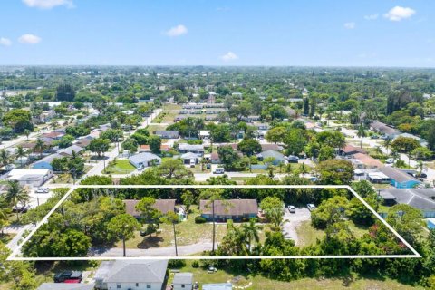 Propiedad comercial en venta en Lake Worth, Florida, 170.57 m2 № 2316233 - foto 3