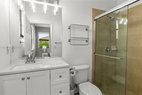 Townhouse in Hialeah, Florida 3 bedrooms, 143.53 sq.m. № 1890101 - photo 9