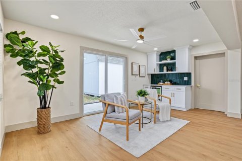 Casa en venta en Dunedin, Florida, 3 dormitorios, 166.02 m2 № 2387488 - foto 11