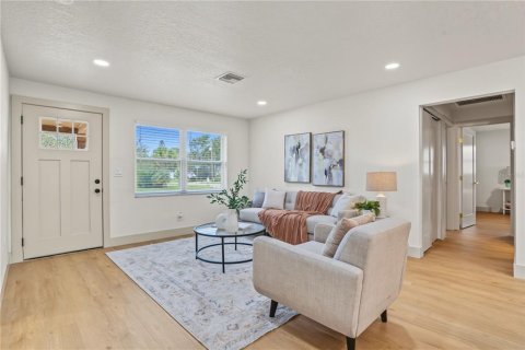 Casa en venta en Dunedin, Florida, 3 dormitorios, 166.02 m2 № 2387488 - foto 5