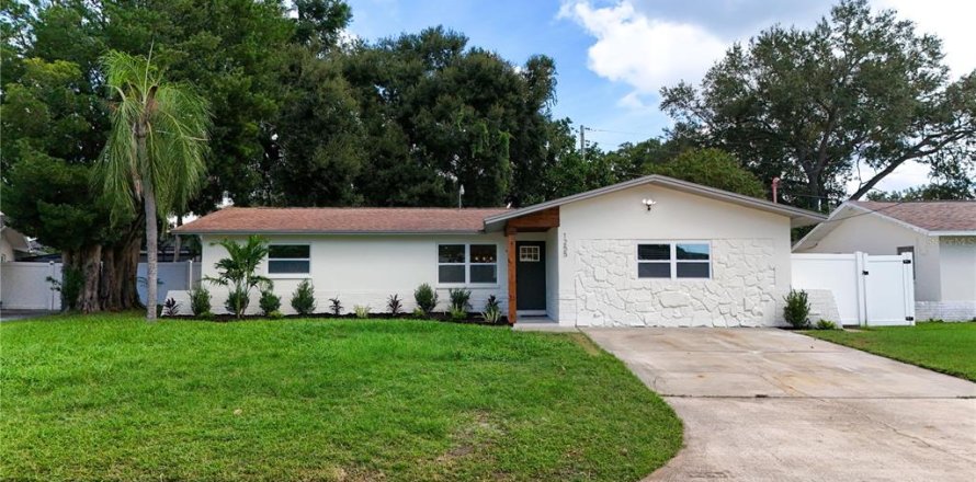 Casa en Dunedin, Florida 3 dormitorios, 166.02 m2 № 2387488