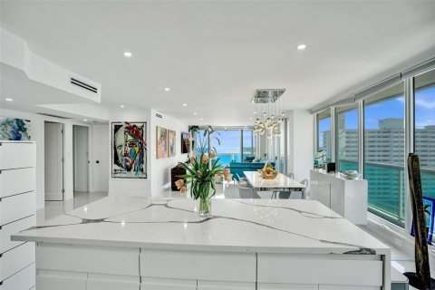 Condo in Fort Lauderdale, Florida, 2 bedrooms № 2183036 - photo 7