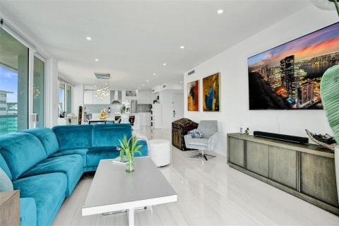 Condo in Fort Lauderdale, Florida, 2 bedrooms № 2183036 - photo 16
