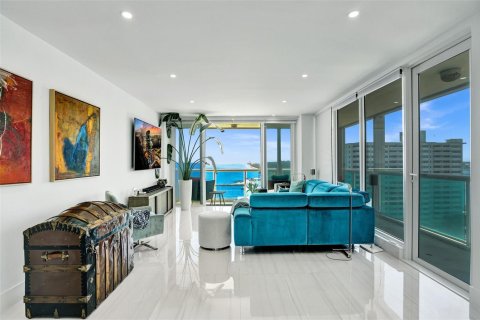 Condo in Fort Lauderdale, Florida, 2 bedrooms № 2183036 - photo 21