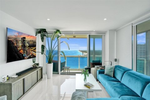 Condo in Fort Lauderdale, Florida, 2 bedrooms № 2183036 - photo 17