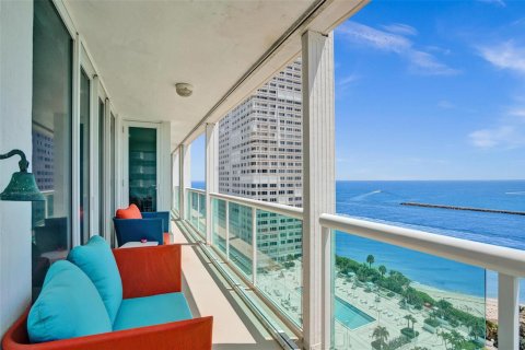 Condo in Fort Lauderdale, Florida, 2 bedrooms № 2183036 - photo 24
