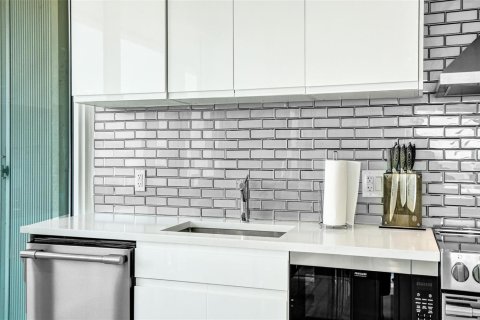 Condo in Fort Lauderdale, Florida, 2 bedrooms № 2183036 - photo 9