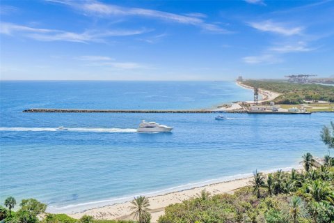 Condo in Fort Lauderdale, Florida, 2 bedrooms № 2183036 - photo 4