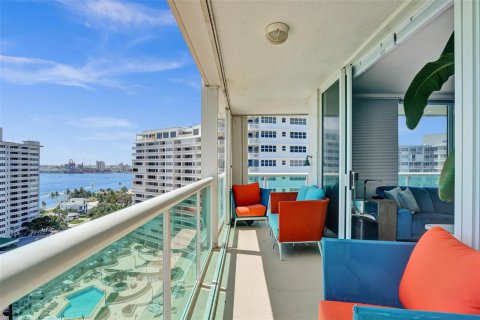 Condo in Fort Lauderdale, Florida, 2 bedrooms № 2183036 - photo 27
