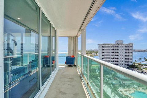Condo in Fort Lauderdale, Florida, 2 bedrooms № 2183036 - photo 28