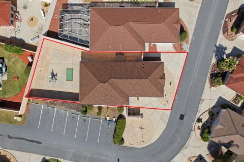 House in Lady Lake, Florida 2 bedrooms, 96.62 sq.m. № 2092701 - photo 28