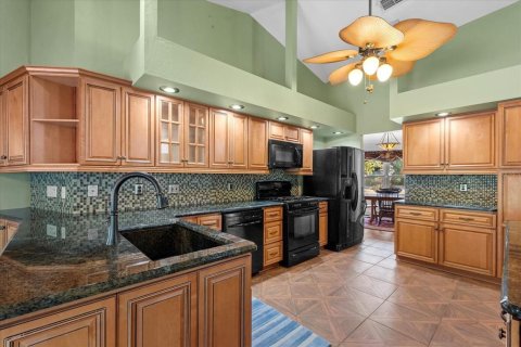Villa ou maison à vendre à Palm Coast, Floride: 4 chambres, 272.2 m2 № 1597294 - photo 22