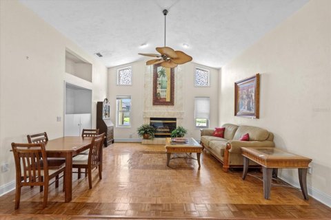 Villa ou maison à vendre à Palm Coast, Floride: 4 chambres, 272.2 m2 № 1597294 - photo 18
