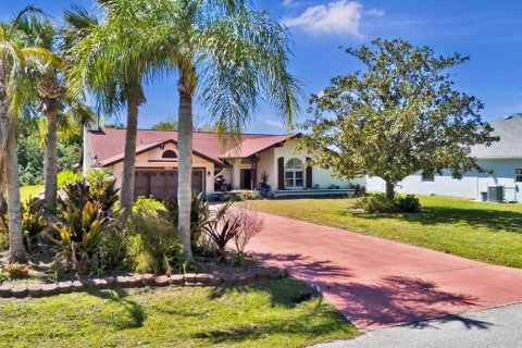 Villa ou maison à vendre à Palm Coast, Floride: 4 chambres, 272.2 m2 № 1597294 - photo 2