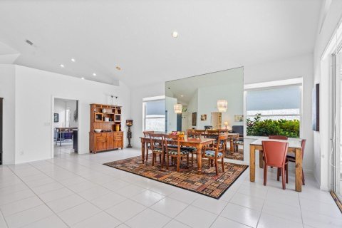 Villa ou maison à vendre à Boynton Beach, Floride: 3 chambres, 222.13 m2 № 2432285 - photo 8