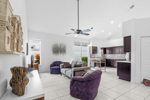 Villa ou maison à vendre à Boynton Beach, Floride: 3 chambres, 222.13 m2 № 2432285 - photo 21