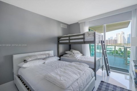 Condo in Sunny Isles Beach, Florida, 3 bedrooms № 2088251 - photo 9