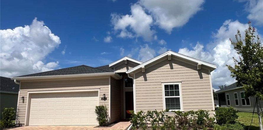 House in Ocala, Florida 4 bedrooms, 189.43 sq.m. № 2377997