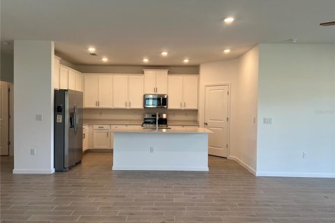 House in Ocala, Florida 4 bedrooms, 189.43 sq.m. № 2377997 - photo 12