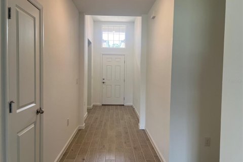 House in Ocala, Florida 4 bedrooms, 189.43 sq.m. № 2377997 - photo 2
