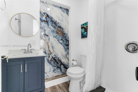 Commercial property in Miami, Florida 1 bedroom, 130.06 sq.m. № 2086755 - photo 6