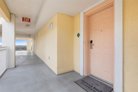 Condominio en venta en Palm Coast, Florida, 3 dormitorios, 155.7 m2 № 1527730 - foto 3
