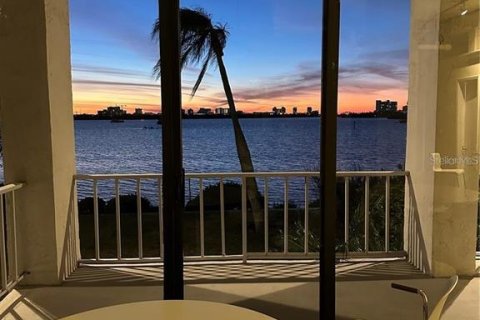 Copropriété à vendre à Clearwater, Floride: 2 chambres, 101.26 m2 № 2094445 - photo 27