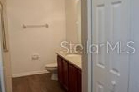 Снять в аренду таунхаус в Ривервью, Флорида 3 спальни, 145.39м2, № 1909810 - фото 12