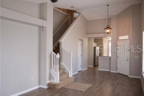 Снять в аренду таунхаус в Ривервью, Флорида 3 спальни, 145.39м2, № 1909810 - фото 4