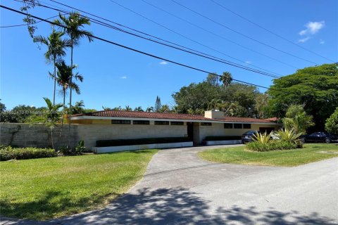 Casa en venta en Miami, Florida, 2 dormitorios, 161.56 m2 № 1698794 - foto 1