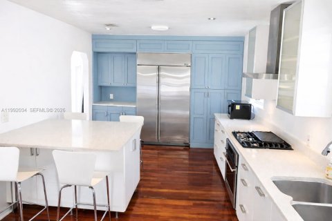 Villa ou maison à vendre à Miami Shores, Floride: 4 chambres, 212.1 m2 № 2052576 - photo 7