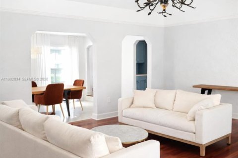 Villa ou maison à vendre à Miami Shores, Floride: 4 chambres, 212.1 m2 № 2052576 - photo 10