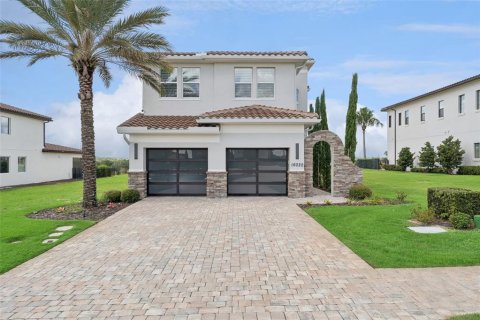 House in Montverde, Florida 4 bedrooms, 290.04 sq.m. № 2362502