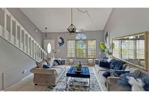 House in Apopka, Florida 3 bedrooms, 135.27 sq.m. № 1840008 - photo 8