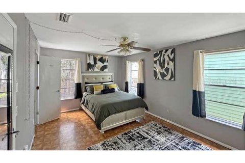 House in Apopka, Florida 3 bedrooms, 135.27 sq.m. № 1840008 - photo 18