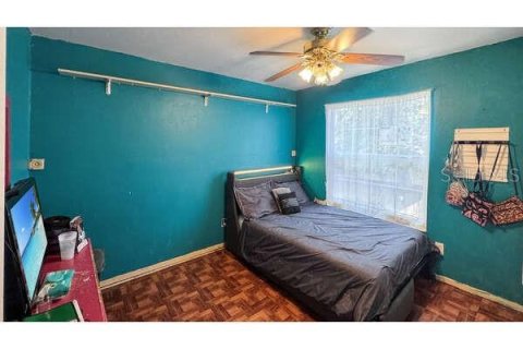 House in Apopka, Florida 3 bedrooms, 135.27 sq.m. № 1840008 - photo 25
