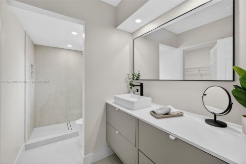 Condominio en venta en Deerfield Beach, Florida, 2 dormitorios, 109.25 m2 № 1947544 - foto 14