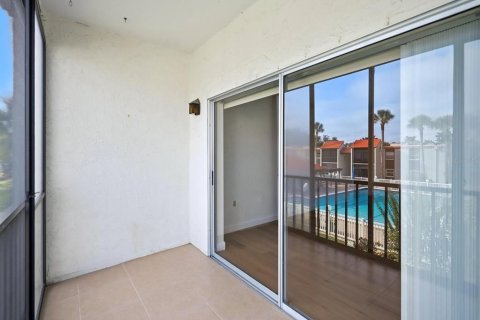 Copropriété à vendre à Sarasota, Floride: 2 chambres, 89.56 m2 № 2388304 - photo 27