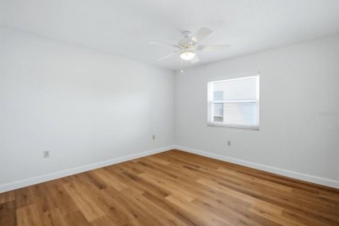 Copropriété à vendre à Sarasota, Floride: 2 chambres, 89.56 m2 № 2388304 - photo 19
