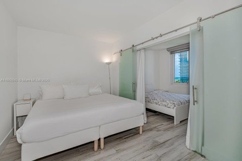 Снять в аренду кондоминиум в Майами-Бич, Флорида 1 спальня, 81.75м2, № 1952563 - фото 23