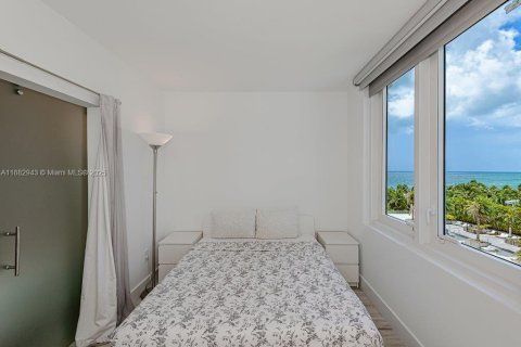 Снять в аренду кондоминиум в Майами-Бич, Флорида 1 спальня, 81.75м2, № 1952563 - фото 30