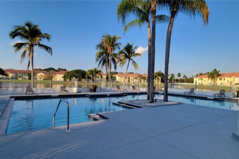 Copropriété à louer à Sunrise, Floride: 1 chambre, 69.03 m2 № 1986643 - photo 9