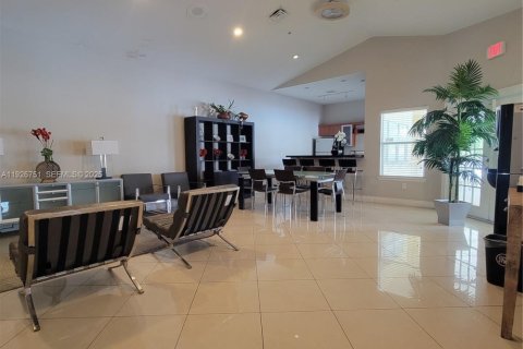 Copropriété à louer à Sunrise, Floride: 1 chambre, 69.03 m2 № 1986643 - photo 14