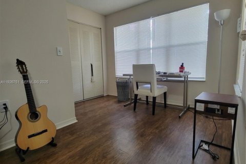 Copropriété à louer à Sunrise, Floride: 1 chambre, 69.03 m2 № 1986643 - photo 5