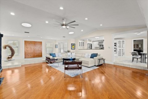 Casa en venta en Daytona Beach, Florida, 4 dormitorios, 325.9 m2 № 1754748 - foto 8